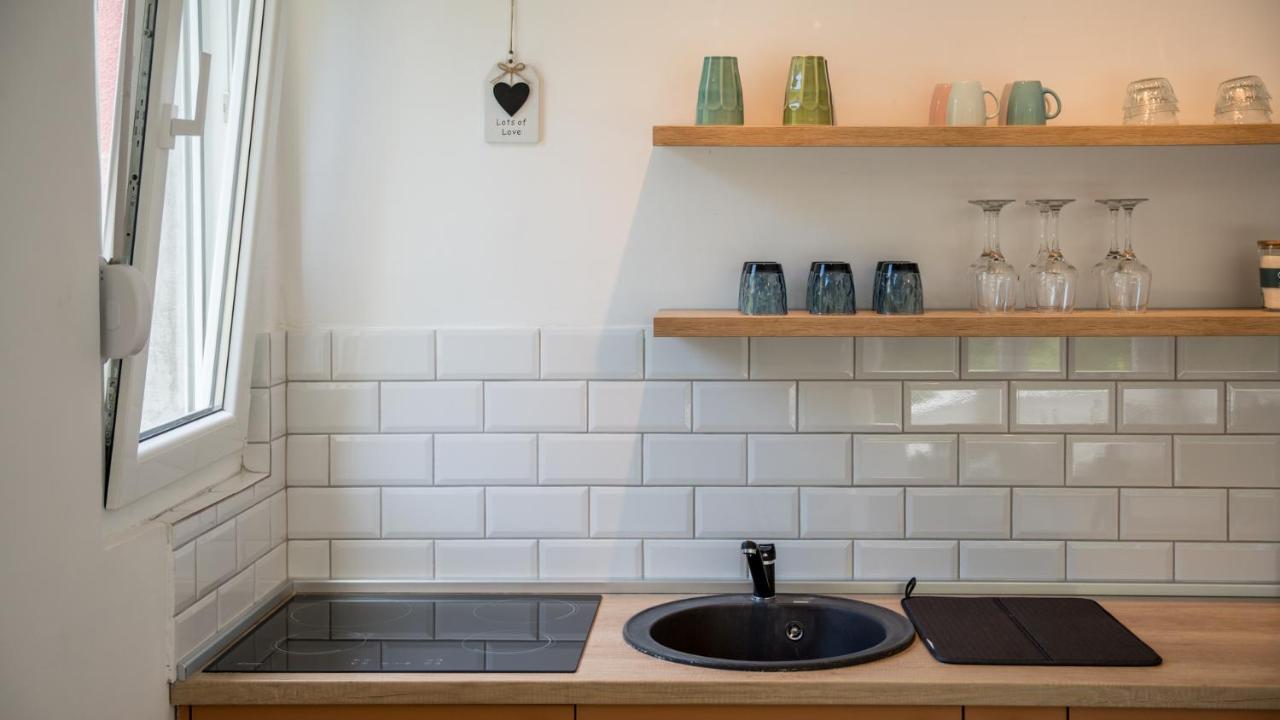 Cozy Apartment, 10 Minutes Walking Distance From The Old Town Κότορ Εξωτερικό φωτογραφία